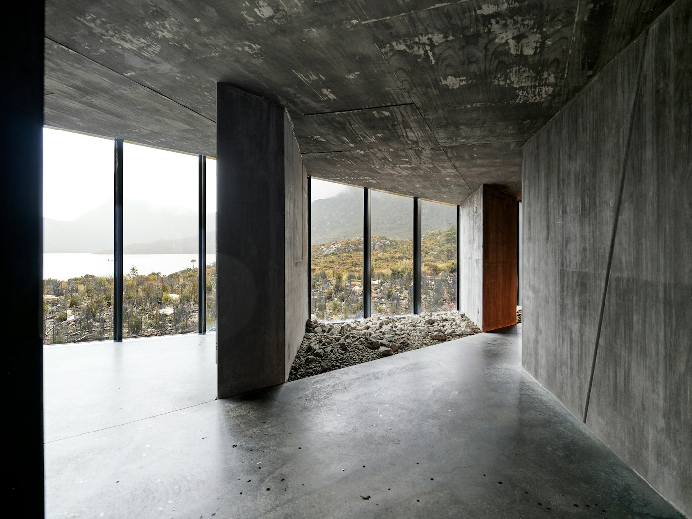 Slab & Glass — a concrete living pavilion opening to the river, New Farm
